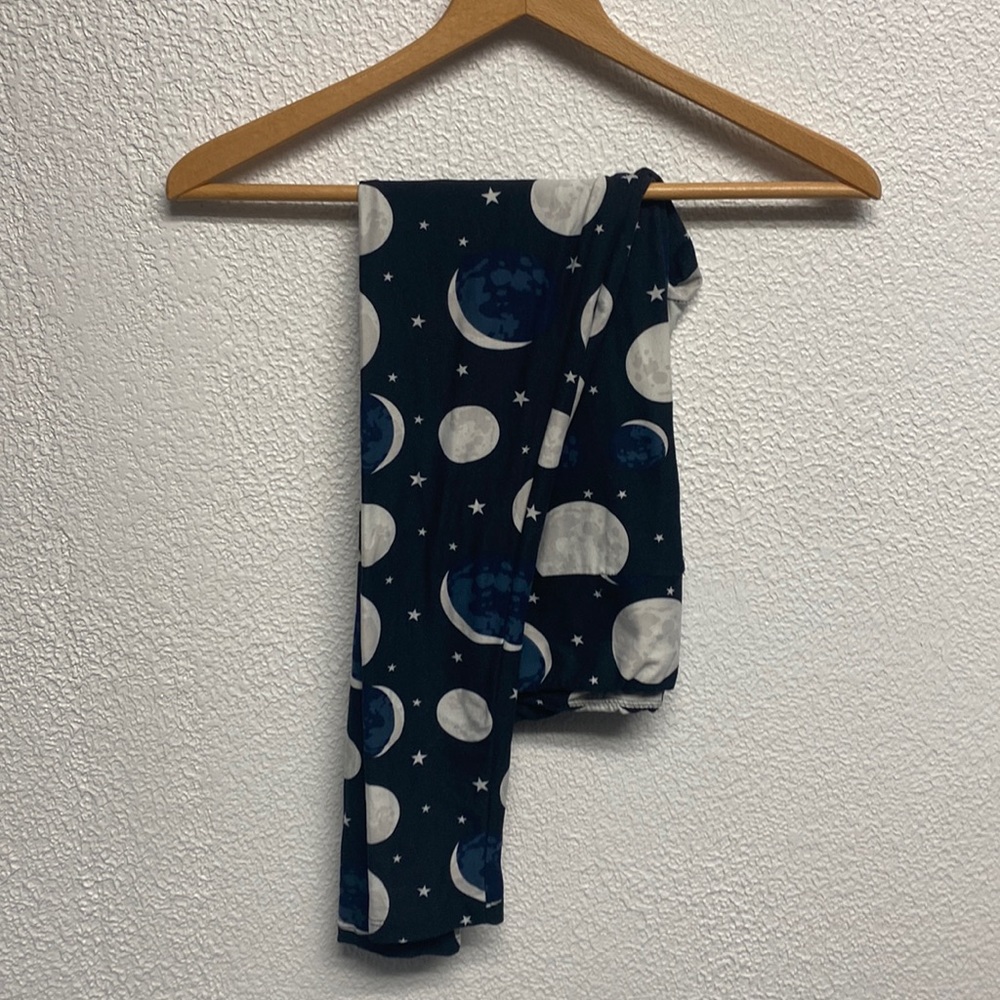 Lularoe OS Leggings Black Background Moon And Stars Print